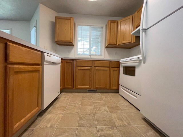 Photo - 2238 S Stephen Ave