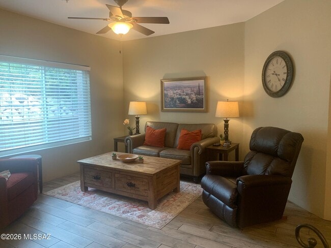 1500 E Pusch Wilderness Dr Unit 12107