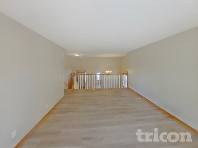 Photo - 4350 Thornhill Ln