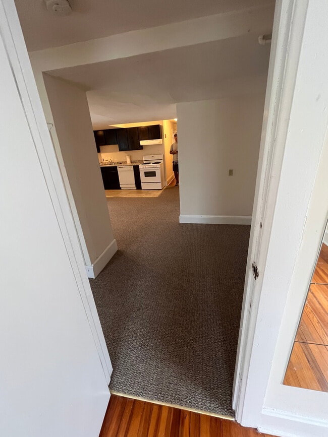 Building Photo - 129 E Gorham St Rental