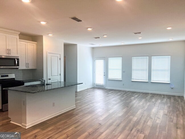 205 Bald Ave