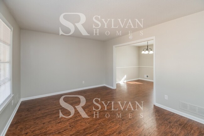 Photo - 1642 Marley Dr