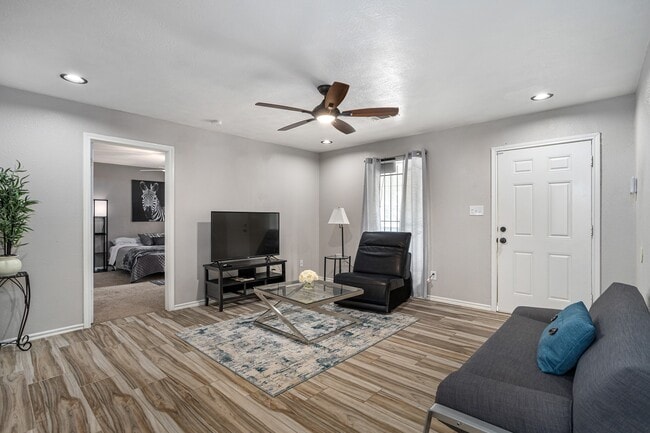 Photo - 1474 Co Rd 105