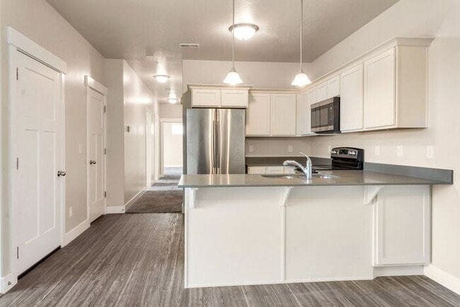 Photo - Beautiful Top Level Condo w 1 car garage