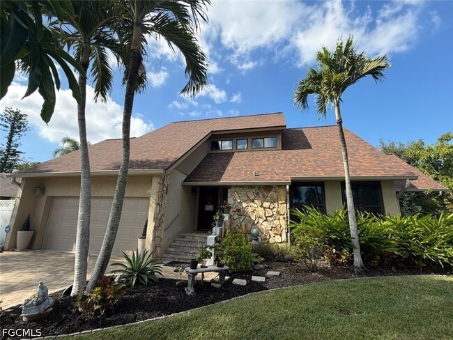 Building Photo - 12501 Barrington Ct