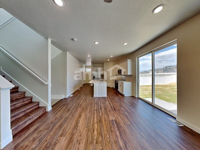 Photo - 3472 N Annabell St
