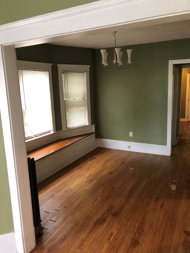 Photo - 1463 W 84th St Unit 4