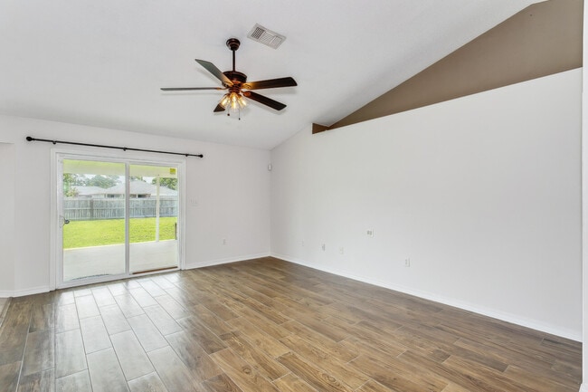 Photo - 2208 Seascale Ct