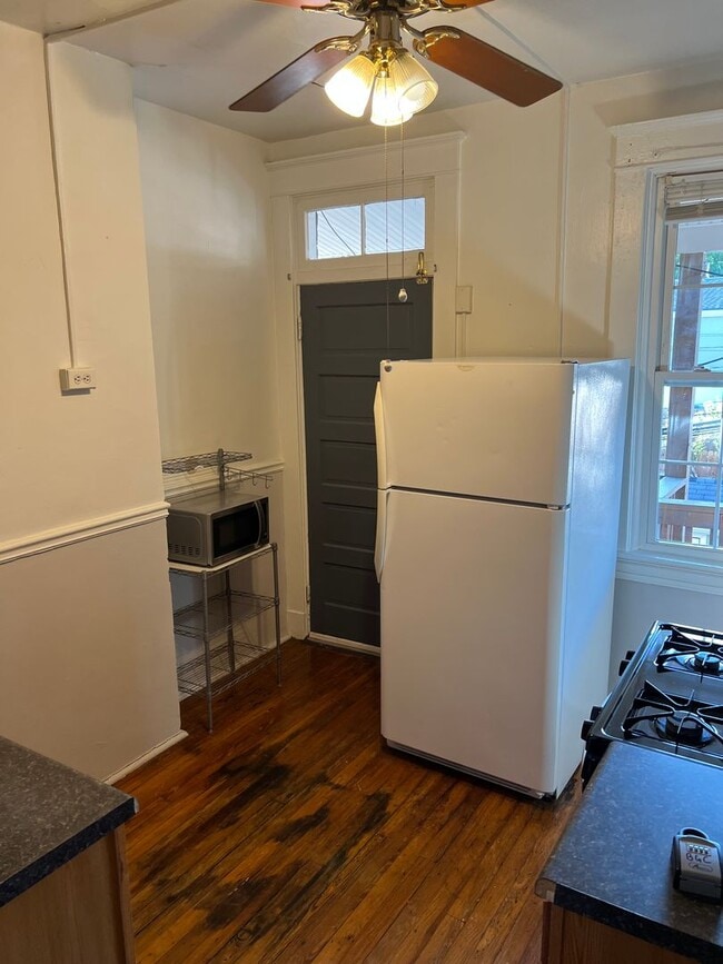 Photo - 117 S Stafford Ave Unit Apt #2nd Fl A