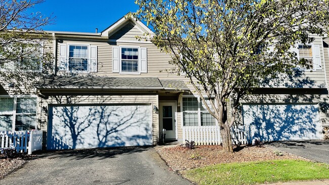 Shoreview Townhome - Shoreview Townhome