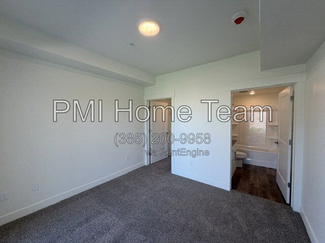 1652 N Main St Unit 101