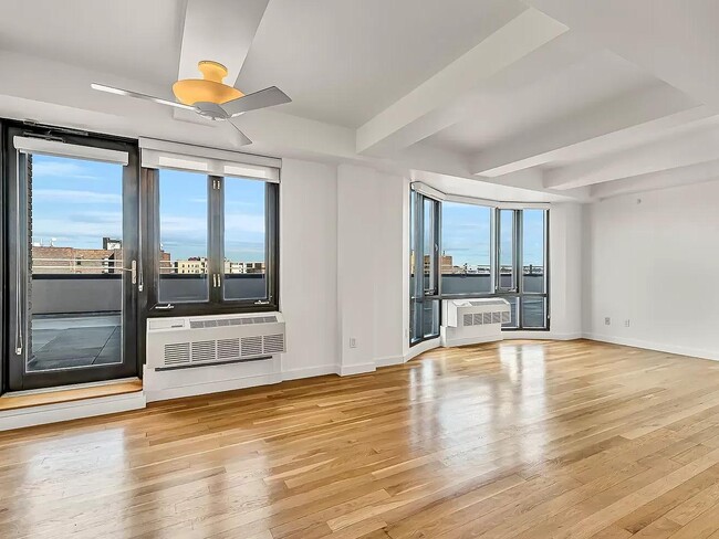 Photo - 35-40-40 30th St Unit 6B