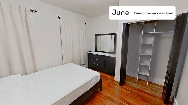 Photo - Room in Shared 5 bed/2 bath home Unit D
