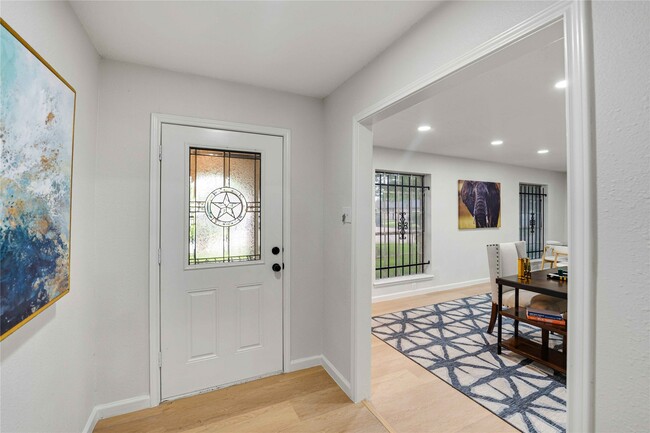 Photo - 12703 Redfern Dr