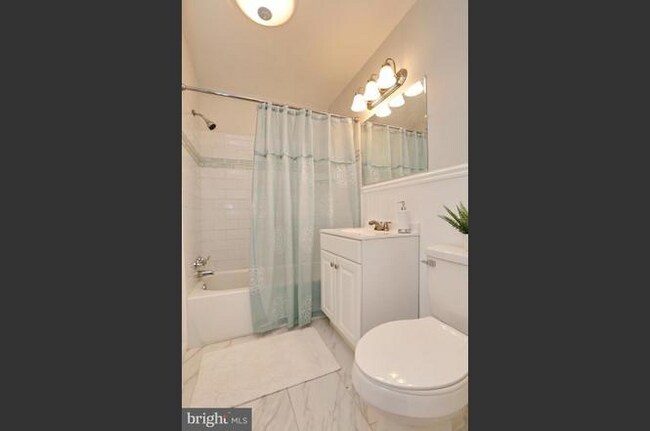 Photo - 2609 Dakota St