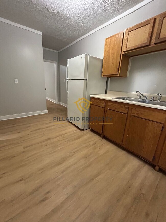 Photo - 3943-3945 Cornelius Ave Unit 3943 Cornelius Ave