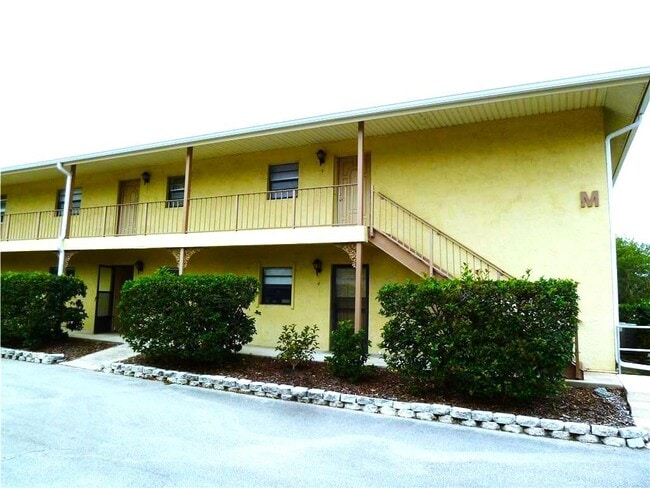 Building Photo - 400 18th St Unit M-7