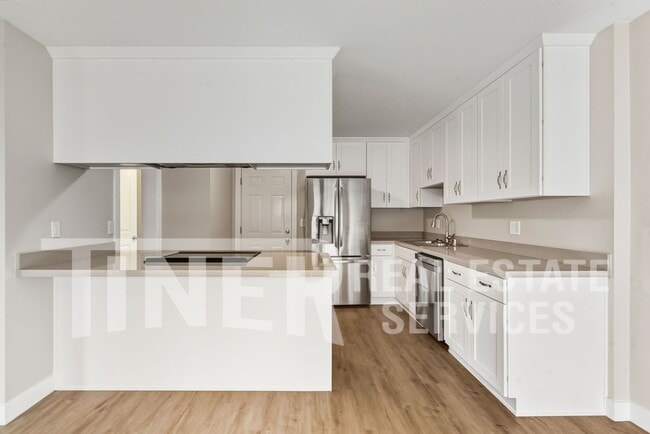 Photo - 6355 Villa Dr