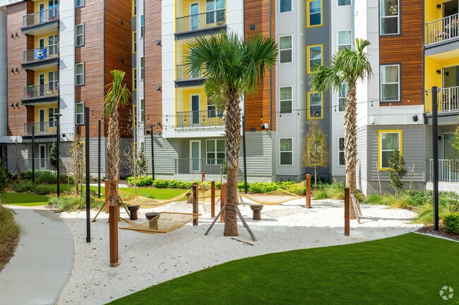 Hammock Garden