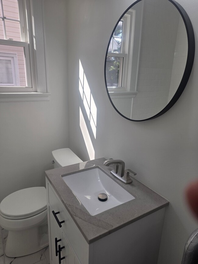 29 Rich St Unit 1