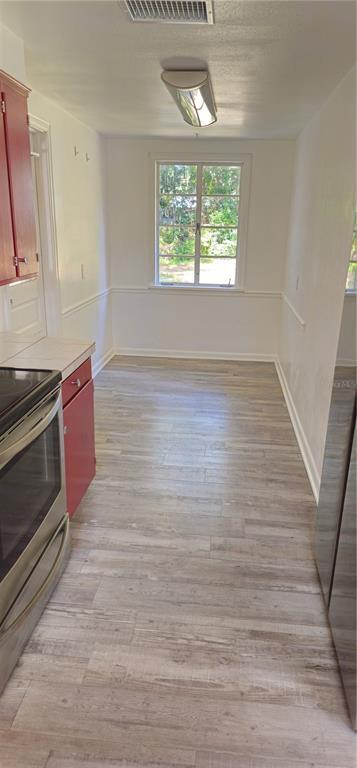 Photo - 917 E 4th Ave