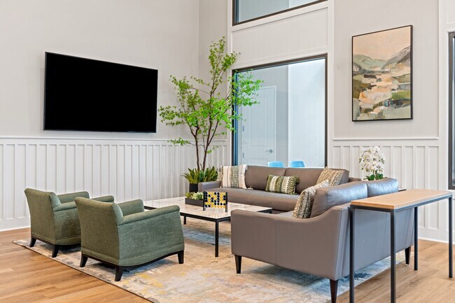 The Warwick at Foundry Creek
