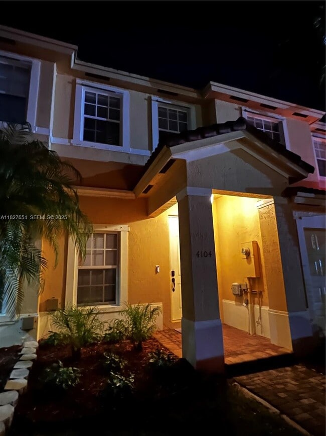 Photo - 4104 NE 24th Dr