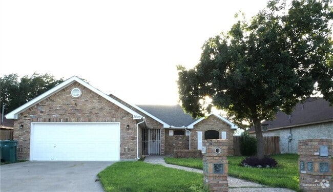 Building Photo - 3803 N Crown Ln Rental