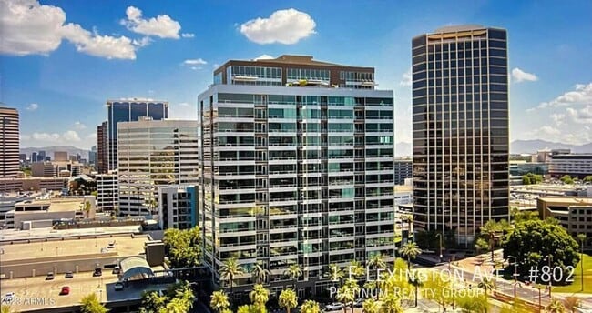 Building Photo - 1 E Lexington Ave Unit #802