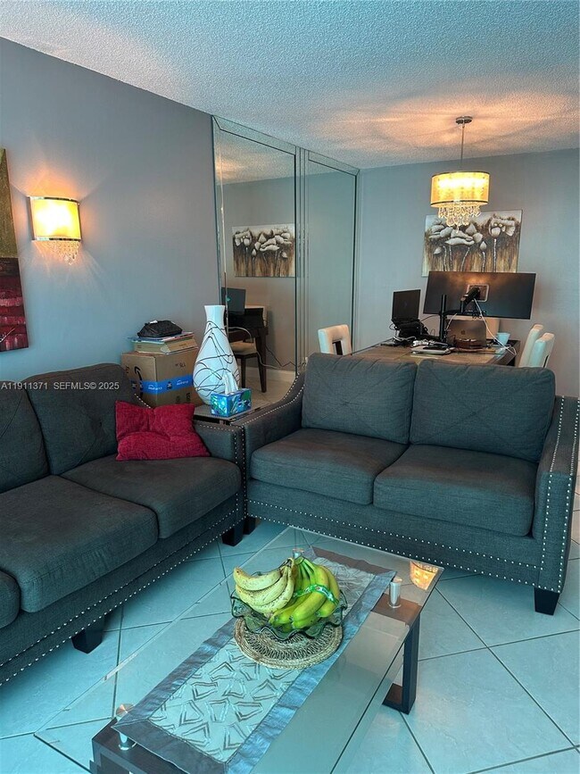 Photo - 3113 S Ocean Dr Unit 404