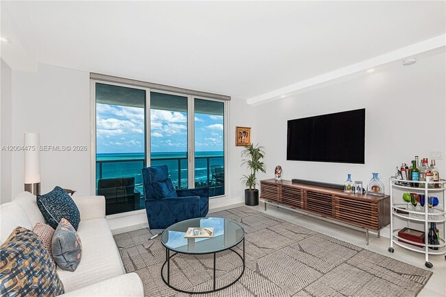 2301 Collins Ave Unit 1440