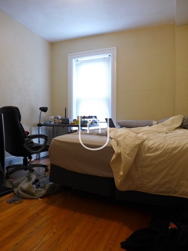 Photo - 74 Hammond St