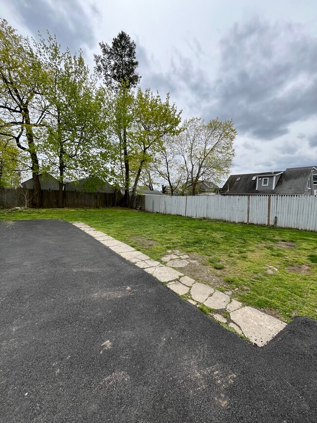 Photo - 30 1st St