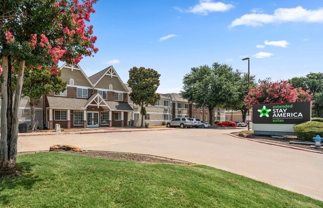 Building Photo - Furnished Studio-Dallas - Plano Parkway