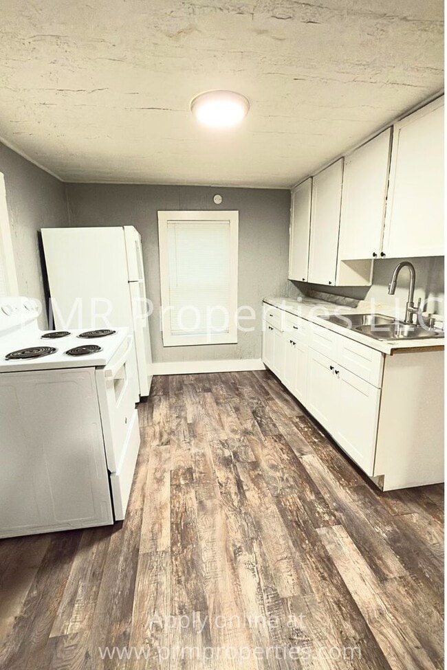 Photo - 2 Bedroom/ 1 Bathroom House