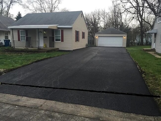 Building Photo - 1815 Wilcox St