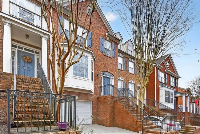 Photo - 438 Tioram Ln SE