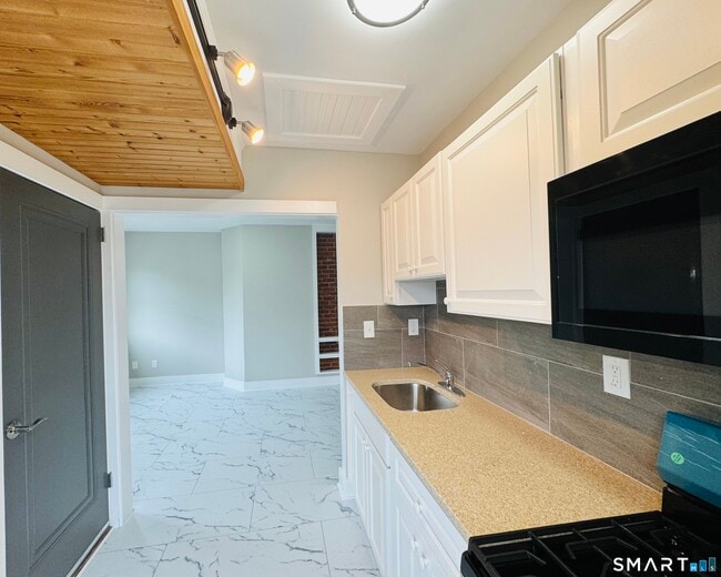 Photo - 52 Howard Ave Unit 3