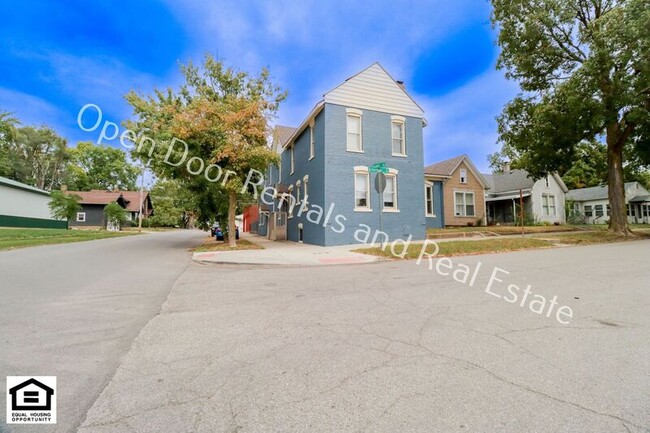 Photo - 1006 Runnion Ave Unit Apt 102