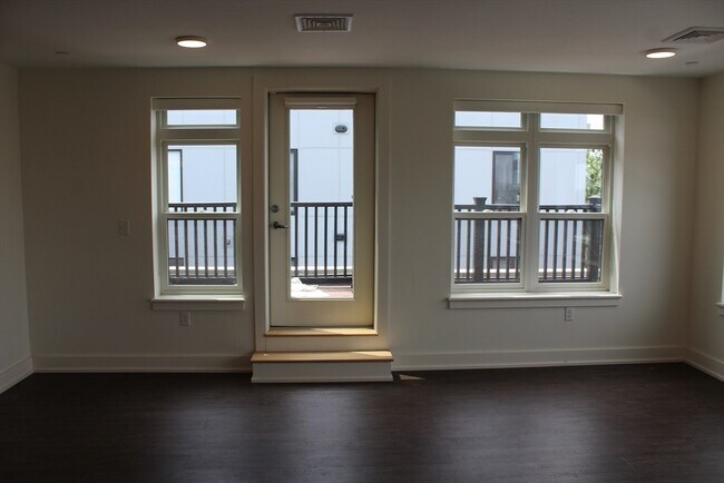 Photo - 20 Penniman Rd