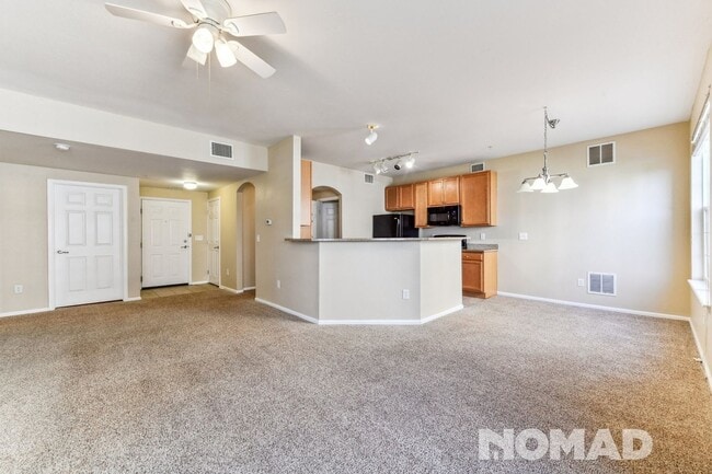 Charming 2BR Condo in Parker - Charming 2BR Condo in Parker
