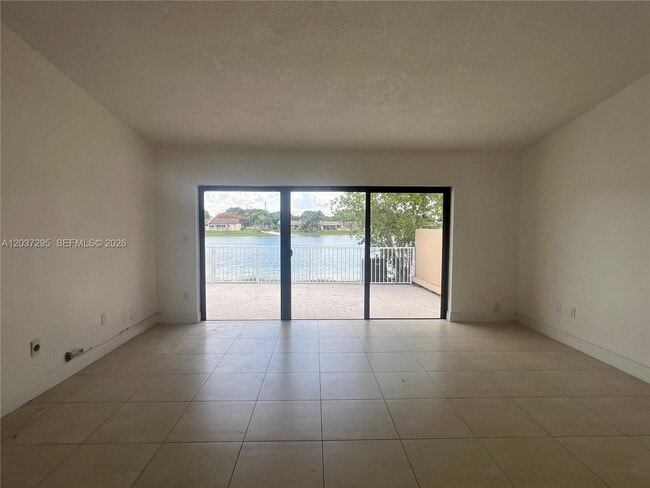 Photo - 11800 SW 123rd Ave