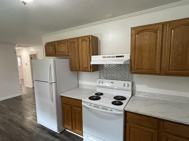 Photo - 904 Warthen St