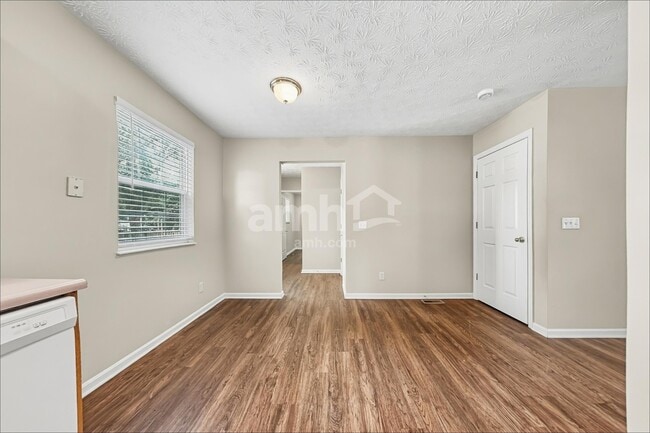 Photo - 397 Misty Dawn Rd