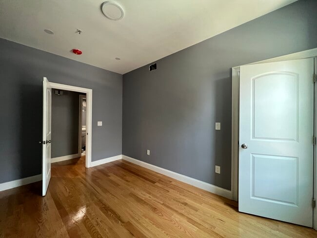 341 Cambridge St Unit 2