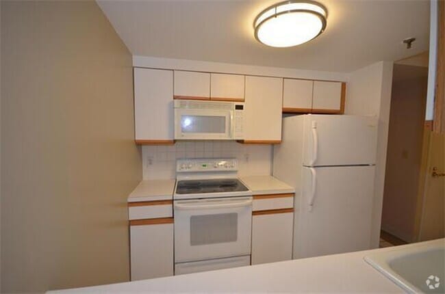 Building Photo - 1933 Commonwealth Ave Rental