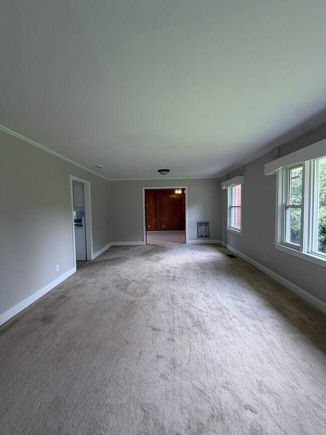 3252 Martha`s Chapel Rd