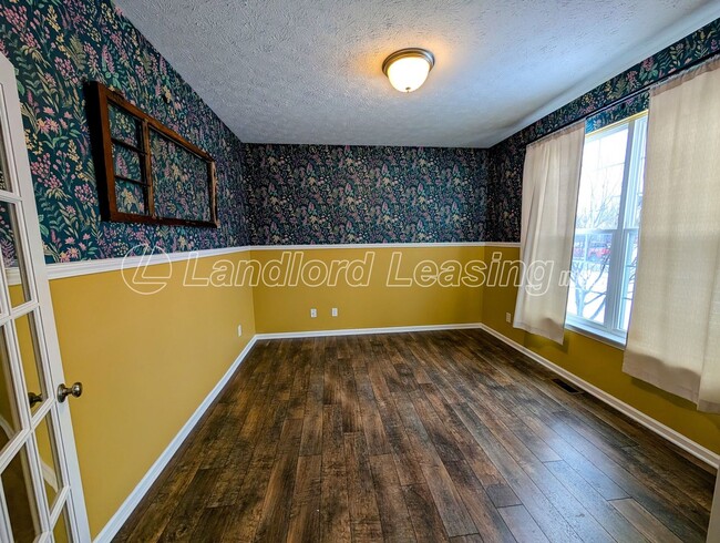 Photo - Stunning 5-Bedroom Home in Northpointe Estates with Finished Basement