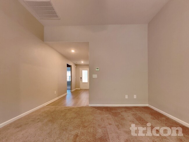 Photo - 59 Ivy Bank Dr