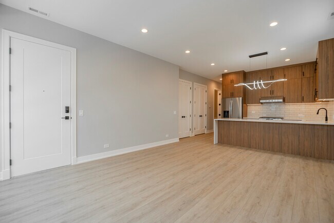 Photo - 3738 S Calumet Ave